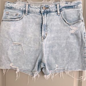 Old Navy Secret Slim Pocket Shorts